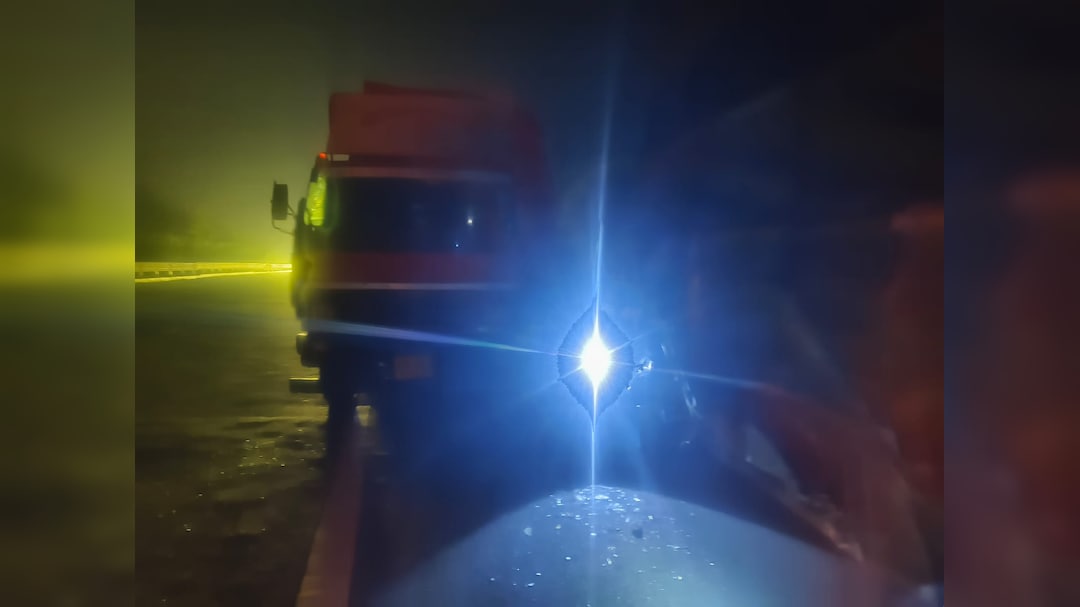 Yamuna Expressway Accident: Double-Decker Bus Overturns In Mathura, 12 Injured