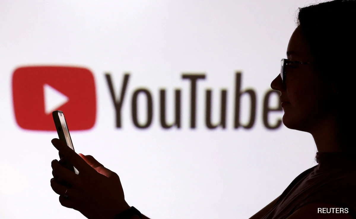 YouTube Suffers Global Outage, Says "Working On A Full Fix"