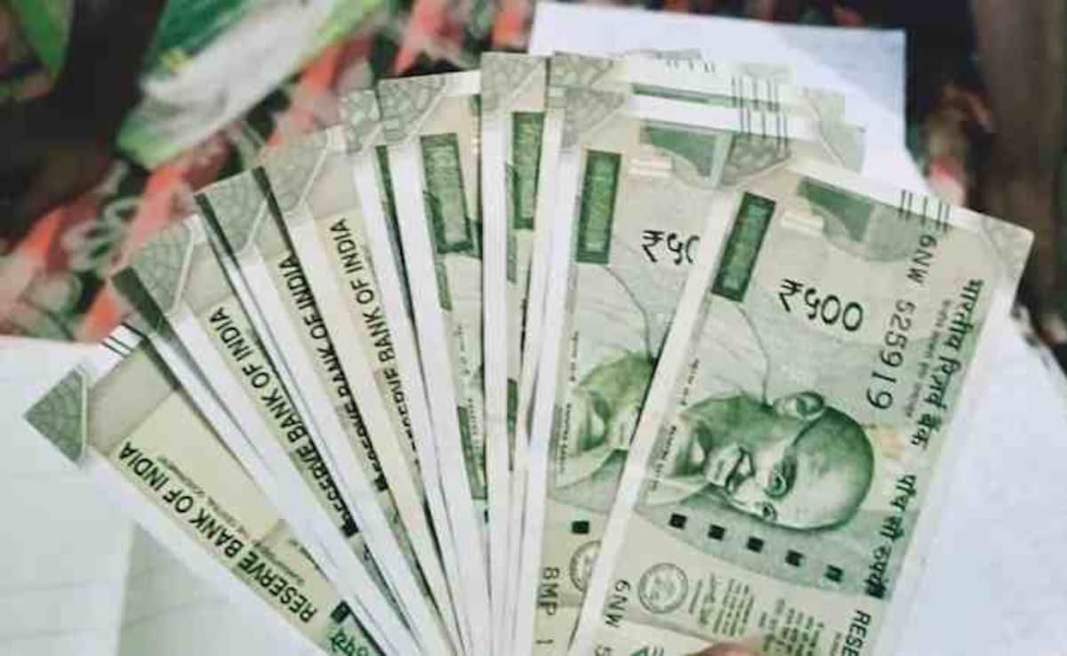 Double Pay For Extra Work: All About Overtime Rules Under New Wage Code