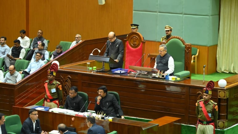 CG Budget Session 2026: 'नौकरी' में 5 साल की छूट, अंतरिक्ष-फैशन का तड़का और &lsquo;महतारी&rsquo; का दम, राज्यपाल डेका के अभिभाषण की बड़ी बातें