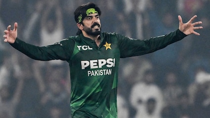 Sri Lankan Bowler Tries To Copy Tariq, Umpire's Decision Makes Video Viral