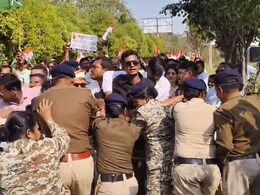 छत्तीसगढ़ में कांग्रेस का बड़ा प्रदर्शन: धमतरी कलेक्ट्रेट का घेराव, जान&zwj;िए कांग्रेस&zwj;ियों की क्&zwj;या हैं मांगें &nbsp;