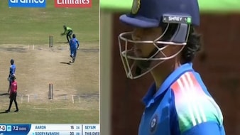 Video: पहले पाकिस्तान ने फील्डिंग में कटाई नाक, फिर ऐसे लिया वैभव सूर्यवंशी का विकेट