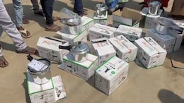 Fearing Defeat, Telangana Congress Candidate Asks Voters To Return 'Gifts'