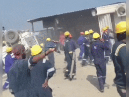 पानीपत रिफाइनरी में बवाल: कर्मचारियों की भीड़ हुई उग्र, कई गाड़ियां पलटीं