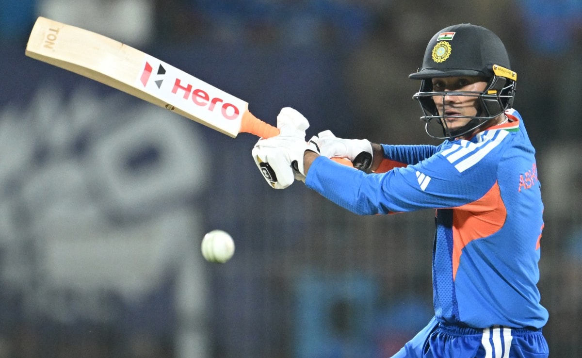 Abhishek Sharma: एक साल बाद फिर उड़ेगी इंग्लैंड की नींद, वानखेड़े में अभिषेक शर्मा मचाएंगे तहलका, आंकड़े दे रहे गवाही