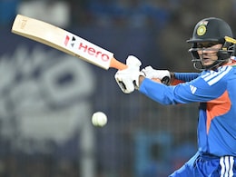 Abhishek Sharma: एक साल बाद फिर उड़ेगी इंग्लैंड की नींद, वानखेड़े में अभिषेक शर्मा मचाएंगे तहलका, आंकड़े दे रहे गवाही