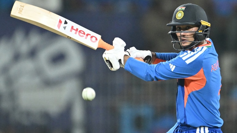 Abhishek Sharma: एक साल बाद फिर उड़ेगी इंग्लैंड की नींद, वानखेड़े में अभिषेक शर्मा मचाएंगे तहलका, आंकड़े दे रहे गवाही