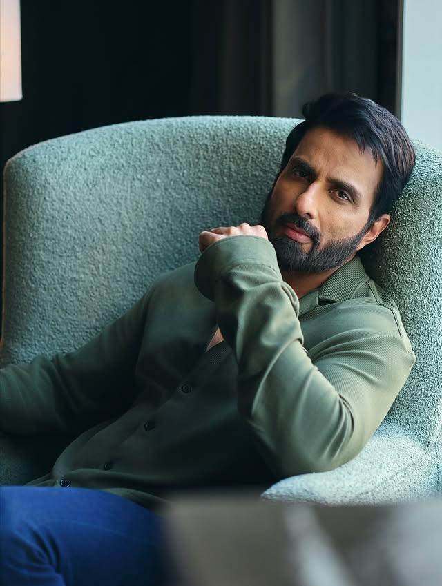 Sonu Sood comments on people waiting to buy iPhone 18 in India
