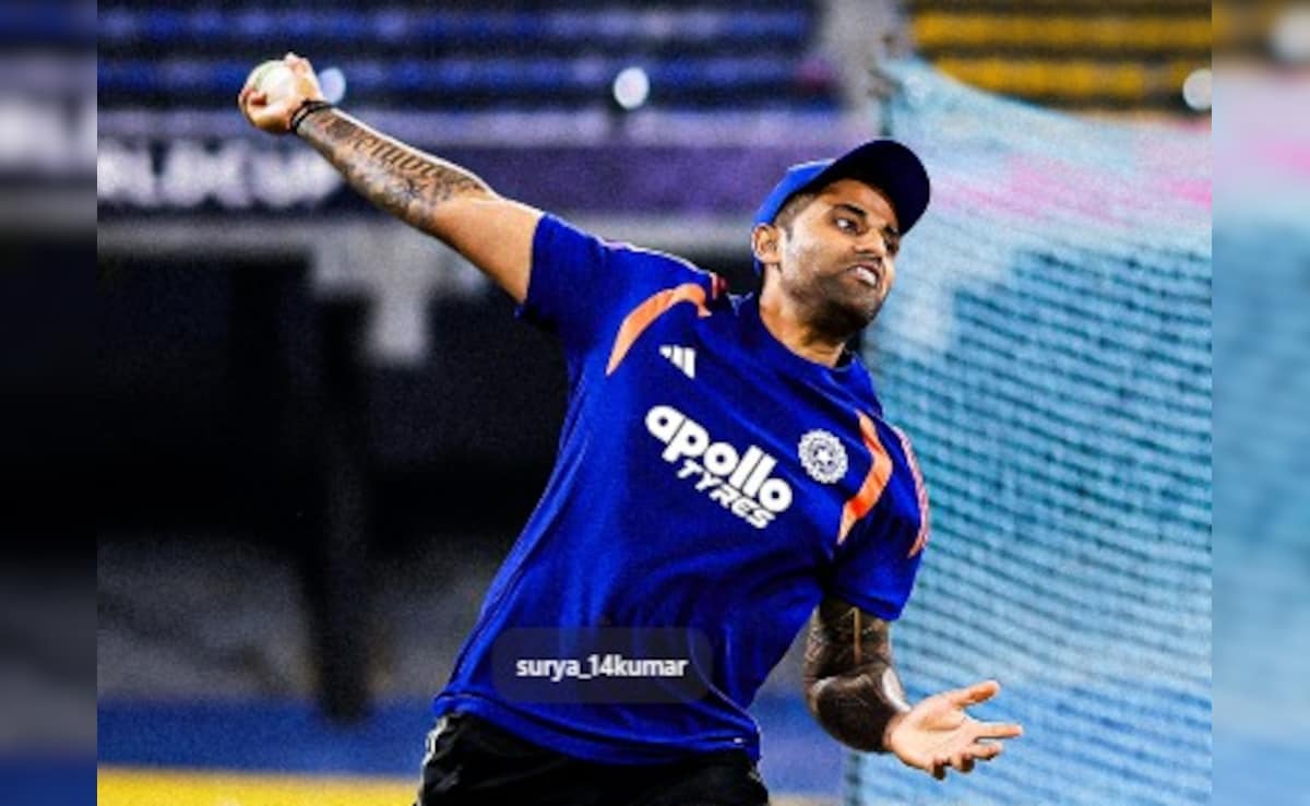 T20 WC 2026; IND vs PAK: महामुकाबले से पहले एक्शन मोड में कप्तान सूर्या, उस्मान तारिक के एक्शन में की गेंदबाजी, वीडियो वायरल