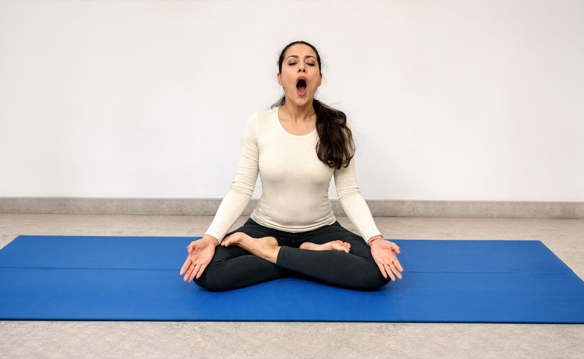 Bhujangikaran Pranayama Benefits: पेट की समस्या और कफ से राहत दिलाए ये असरदार योग अभ्यास