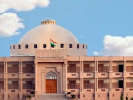 IIT प्रोफेसर के खिलाफ दर्ज SC-ST एक्ट का केस रद्द, राजस्थान हाईकोर्ट की टिप्पणी 'नीच' शब्द जातिसूचक नहीं