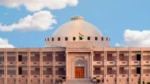 IIT प्रोफेसर के खिलाफ दर्ज SC-ST एक्ट का केस रद्द, राजस्थान हाईकोर्ट की टिप्पणी 'नीच' शब्द जातिसूचक नहीं