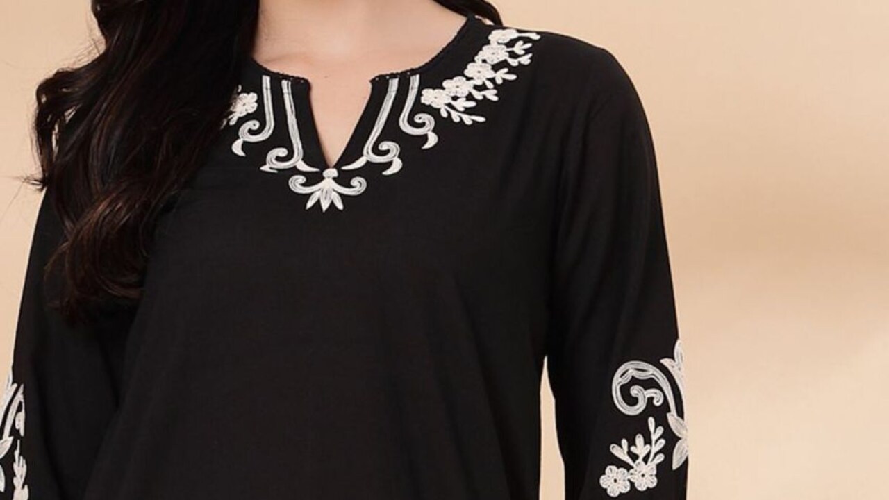 Short Tunic vs Long Tunic: Which One Flatters Your Body Shape Best? Short Tunic vs Long Tunic: Which One Flatters Your Body Shape Best?