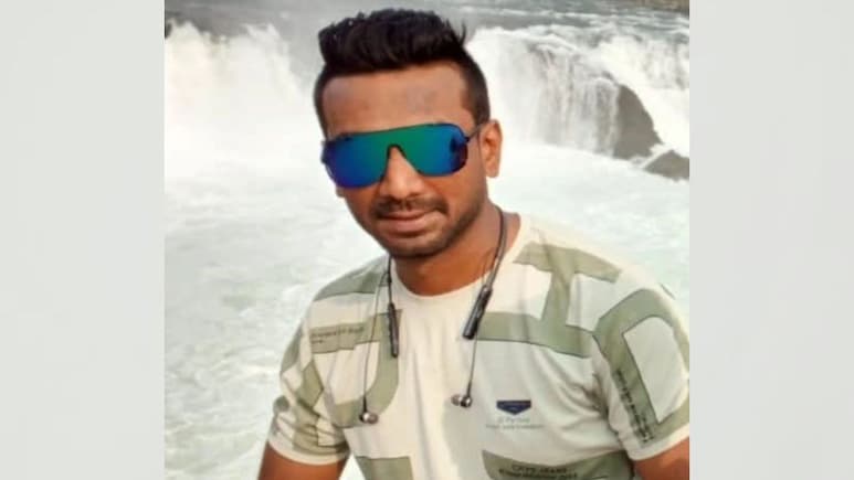 Biker Stabs Car Driver After Their Vehicles Collide In Madhya Pradesh