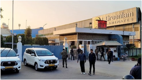 Rajasthan IT Raid: बहरोड़ में इनकम टैक्स की बड़ी रेड, ग्रीनलैम लेमिनेट्स कंपनी पर छापा; दिल्ली-जयपुर से पहुंची टीमें