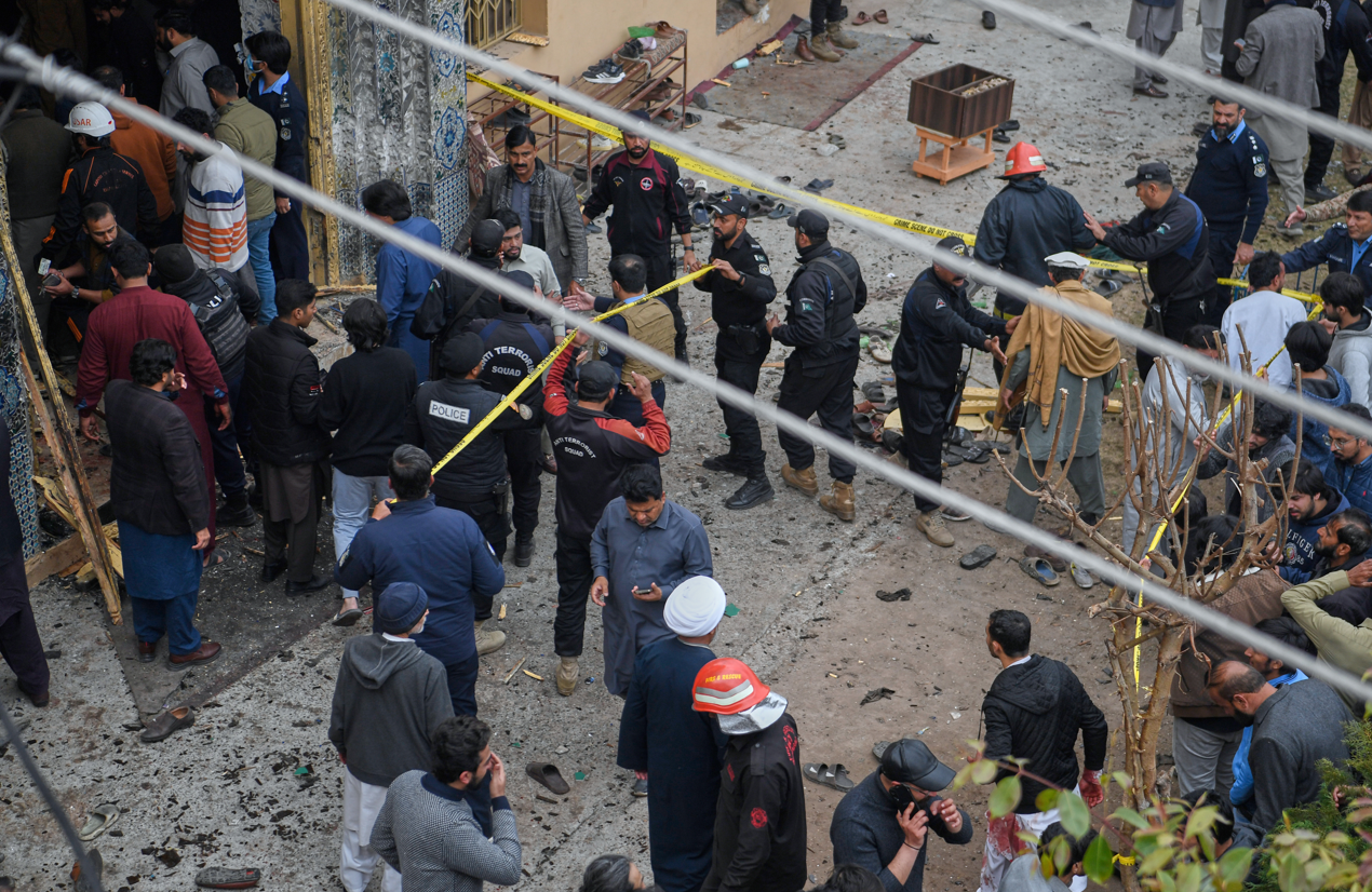 पहले गोलियों की आवाजें, फिर जोरदार धमाका... इस्लामाबाद की शिया मस्जिद में सुसाइड अटैक की एक-एक डिटेल