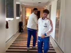 VIDEO: सूर्या से गुस्सा हैं कुलदीप यादव? 'चाइनामैन' स्पिनर ने PAK के खिलाफ टपकाया था आसान कैच