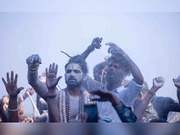 वाराणसी में मणिकर्णिका घाट पर मसान होली पर लगेगी रोक? जानिए क्यों हो रहा है विरोध