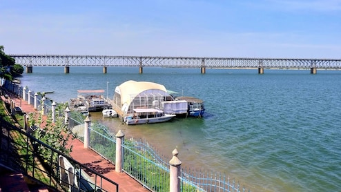 5 Lesser-Known River Towns In India That Deserve A Spot On Your Travel List