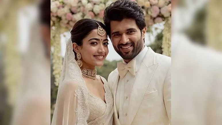 Rashmika-Vijay Haldi Pics: फूलों की खुशबू और रॉयल सेटअप&hellip;देखें विजय-रश्मिका की हल्दी सेरेमनी की पहली फोटो