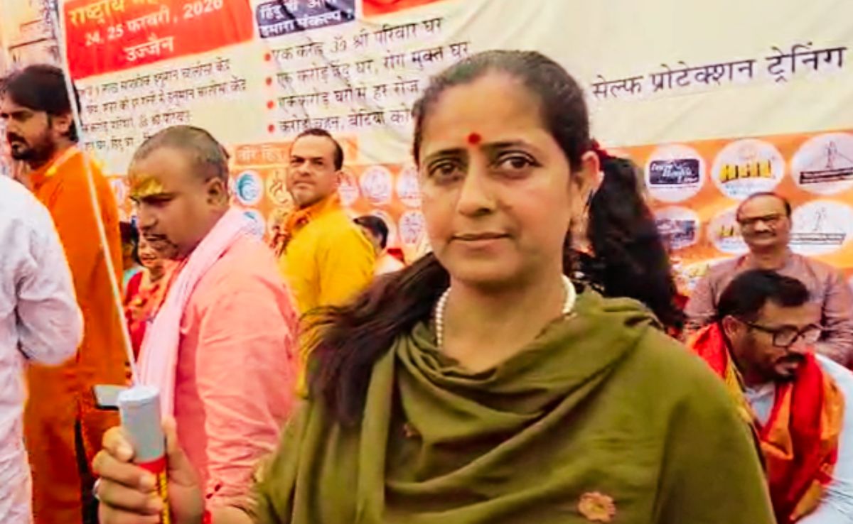 हिंदू महा सम्मेलन में महिलाओं को बांटे गए ओजस्विनी यंत्र, छेड़छाड़ के दौरान ऐसे बचाएगा रिचार्जबेल इलेक्ट्रानिक डिवाइस?