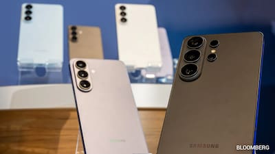 Samsung Unveils Galaxy S26 Ultra With Built-In Privacy Display, AI