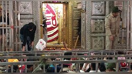 खाटूश्&zwj;यामजी का सजने लगा दरबार, उड़ने लगे रंग और अबीर-गुलाल&nbsp;