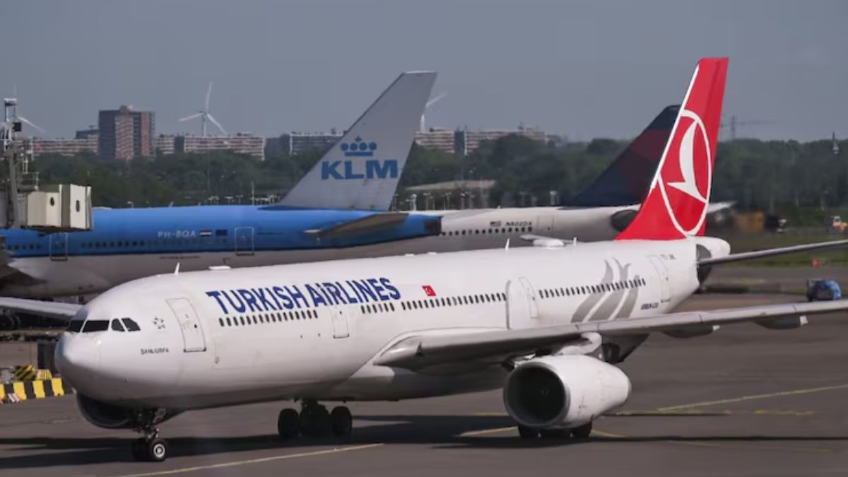 इंजन में धुएं की आशंका, काठमांडू से इस्तांबुल जा रही फ्लाइट की कोलकाता एयरपोर्ट पर इमरजेंसी लैंडिंग