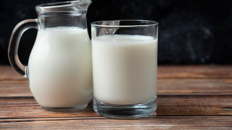 Low-Fat vs Toned Milk: What's The Difference And Which Is Healthier?