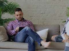 Valentine's Day Anxiety: Doctor Explains Why Love Can Trigger Stress