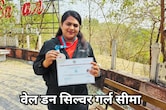 गरीबी ने रोके रास्ते, दोस्तों ने दिए ताने, सिल्वर मेडल जीतकर MP की बेटी सीमा रैकवार ने रचा इतिहास