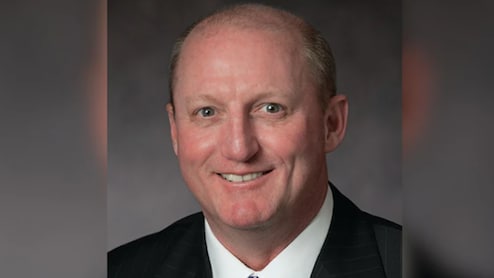 Berkshire Hathaway's Operating Profit Falls On Insurance Underwriting