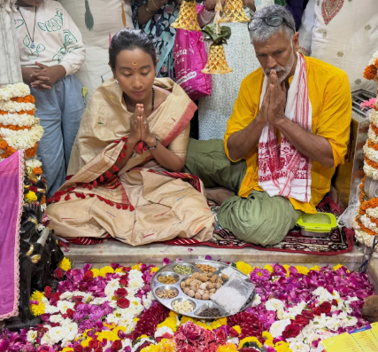 Empty-Stomach Milind Soman, Ankita Konwar Hosted Pinkathon Across Cities On Shivratri: "Shiva Is In Discipline"