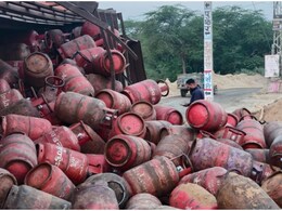 Rajasthan: पुष्कर में LPG सिलेंडरों से भरा ट्रक पलटा, देवनगर पुलिया के पास सुबह-सुबह मचा हड़कंप