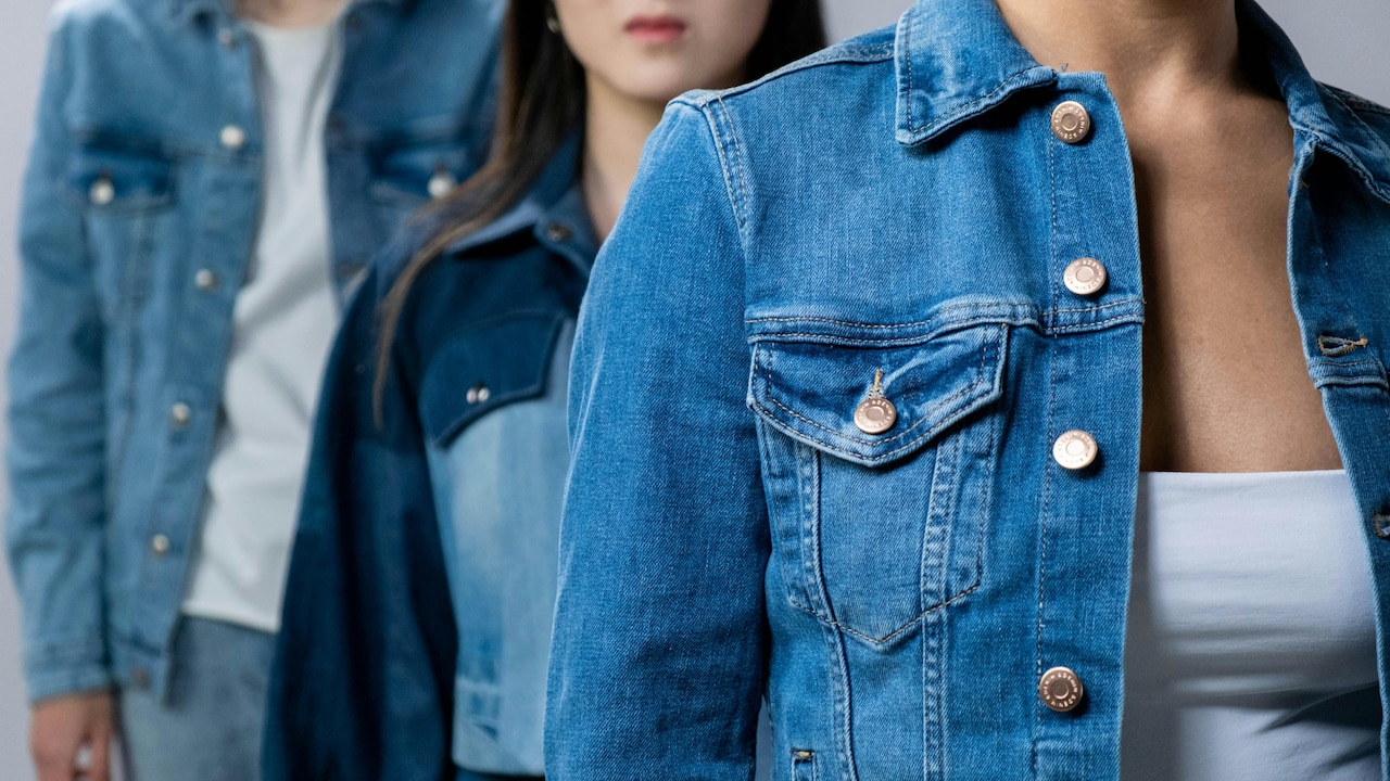 Things to know about Dark Wash vs Light Wash Denim Jacket Things to know about Dark Wash vs Light Wash Denim Jacket