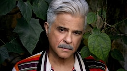 Anil Kapoor Hints At A New Project With His Silver Fox Makeover, Internet Asks, "<i>King Wala</i> Look?"