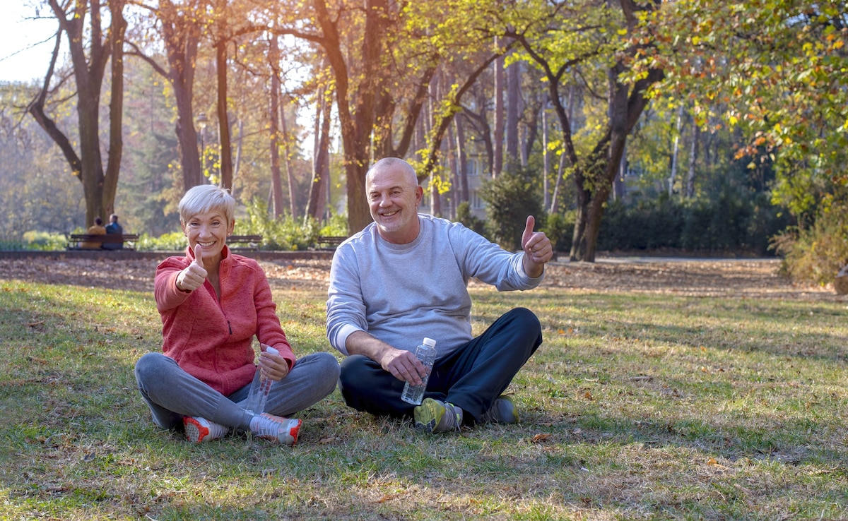 Elderly people in the park