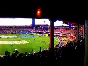 IPL 2026: फैंस के लिए खुशखबरी, विराट कोहली की चिन्नास्वामी में होगी वापसी, RCB खेलेगी इतने मैच
