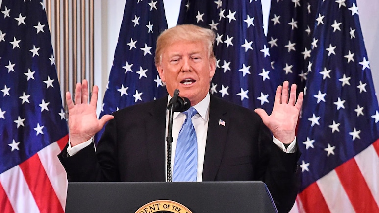 कभी 26 तो कभी 50 और अब 15 फीसदी... बीते एक साल में कैसे भारत और अमेरिका के बीच चला टैरिफ का खेल?