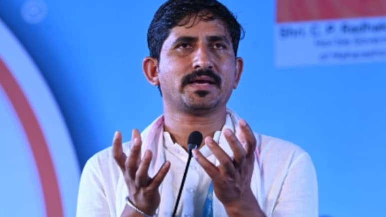 'आदिवासी होस्टल्स के पैसे से हिंदू विराट सम्मेलन करवाया जा रहा है' सांसद रोत ने लगाए TAD विभाग पर आरोप&nbsp;