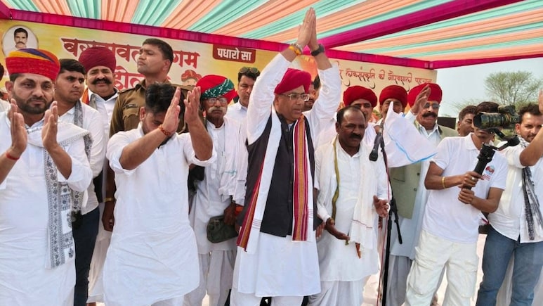 "मुझे टिकट मिला तो राजेंद्र गुर्जर फोन बंद करके बैठ गए", विजय बैंसला का छलका दर्द, बीजेपी MLA पर साधा निशाना