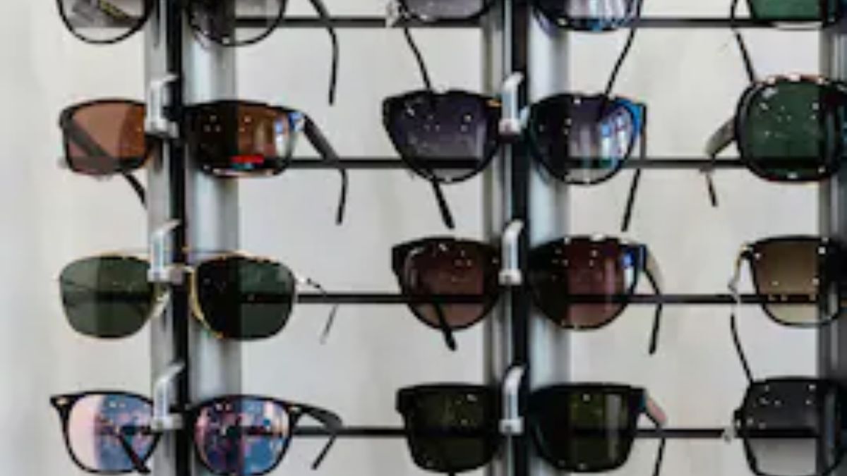 How To Choose Sunglasses For Your Face Shape: The Complete Guide
