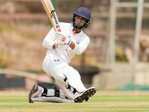 Ton-Up Shubham Pundir, Yawer Hassan Shine As J&K Dominate Fancied Karnataka On Day 1