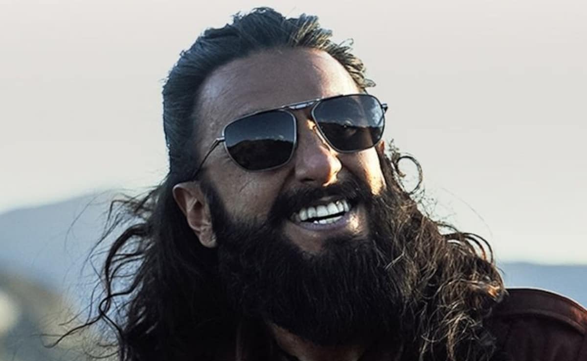 Ranveer Singh: कहीं धुरंधर ने तो नहीं बढ़ा दी रणवीर सिंह की मुश्किलें? ये हो सकती है रणवीर सिंह को धमकी वजह