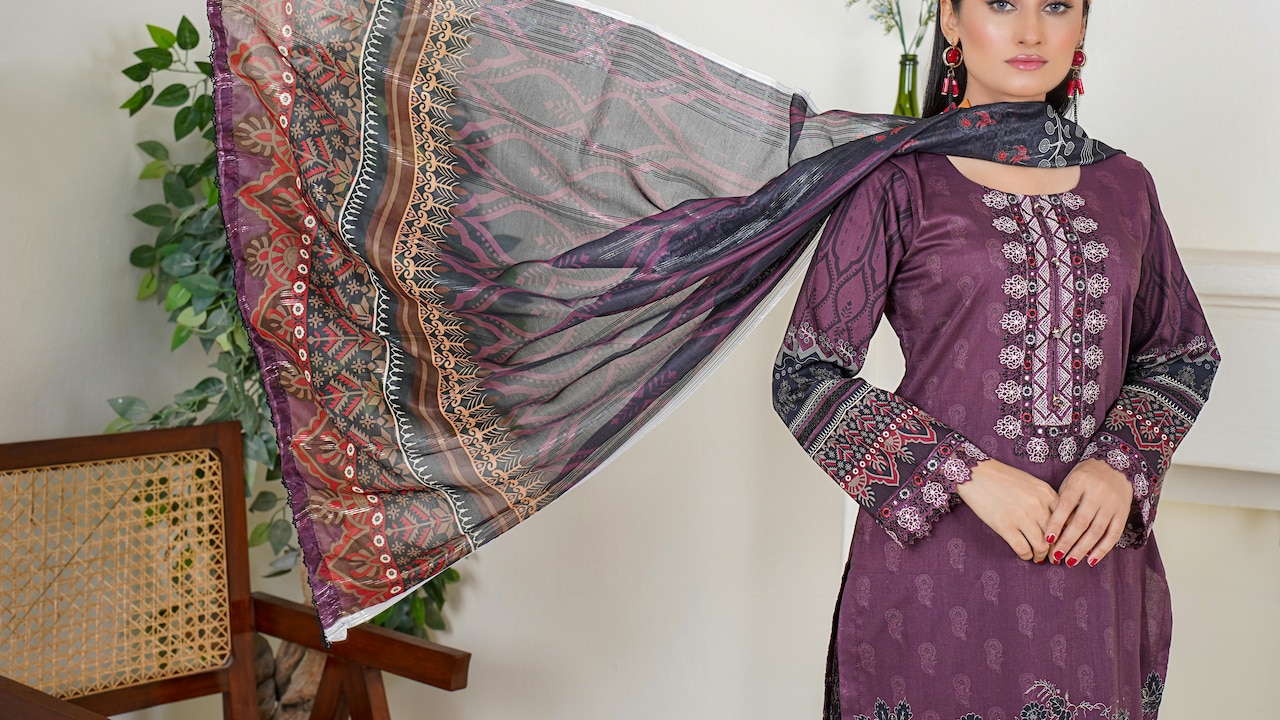 Shop comfortable cotton kurta sets that look stylish on a budget