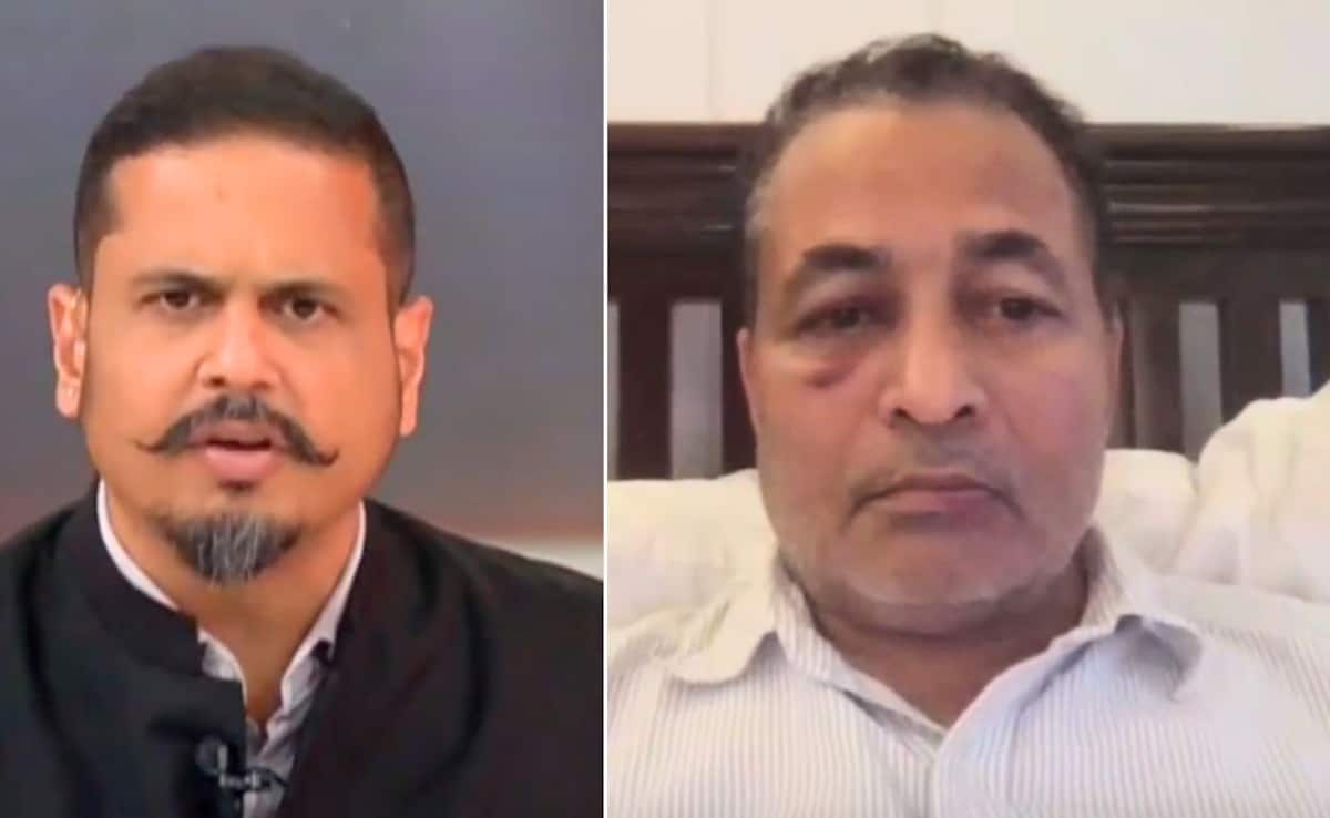 Ex-Colonel Said He's A Veteran. "Hum Zamindar Ke Bete," Replied Attackers