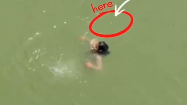 बॉयफ्रेंड ने किया कुछ ऐसा कि गुस्से में गर्लफ्रेंड ने लगा दी नदी में छलांग, मछुआरों ने बड़ी मुश्किल से बचाई जान