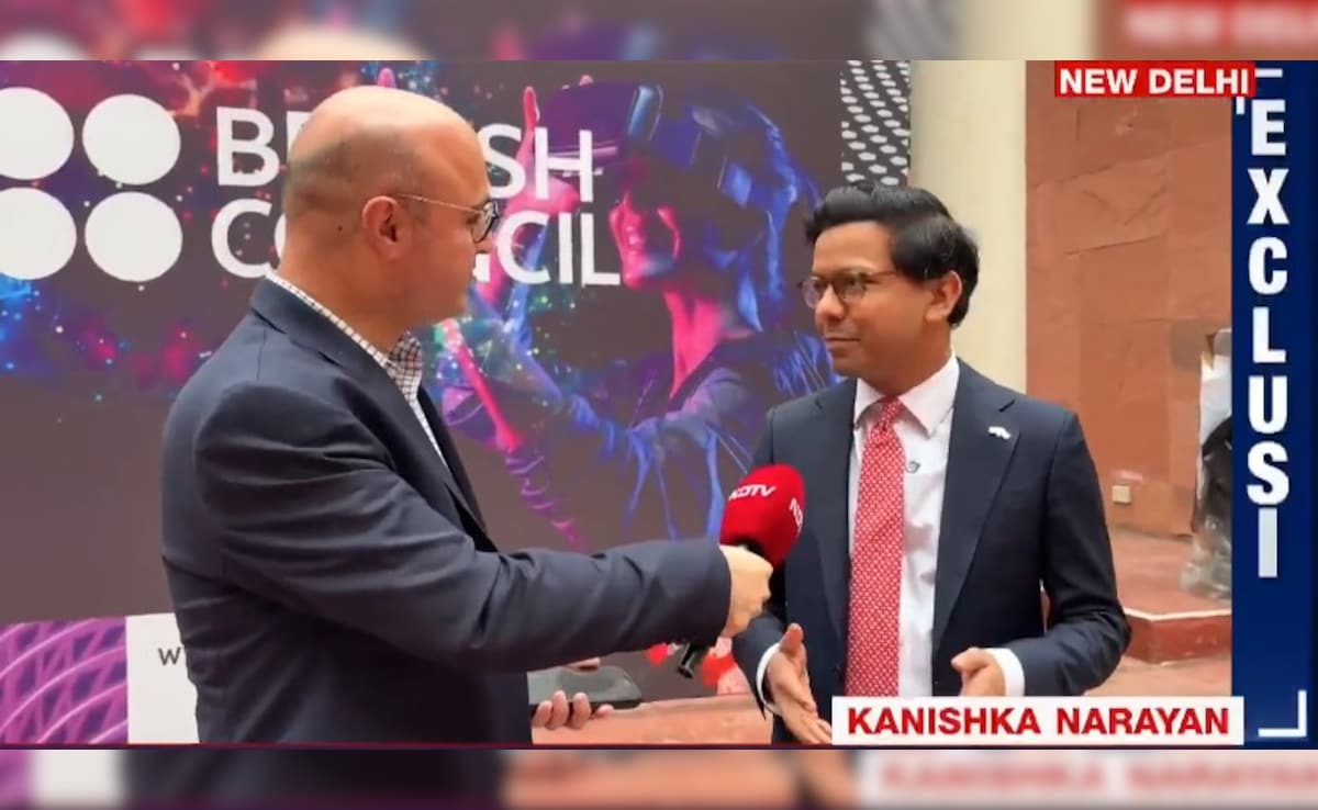 भारत स्लो नहीं बल्कि पूरी तरह विकसित इनोवेशन का हब...NDTV से बातचीत में यूके के AI मिनिस्टर