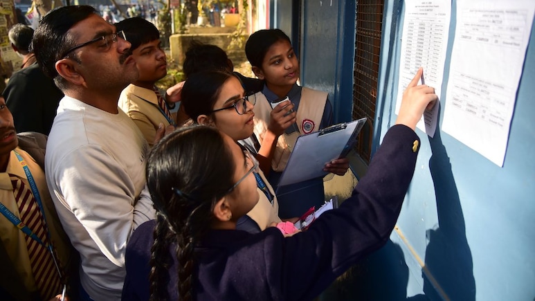 Haryana Board Exam 2026: हरियाणा बोर्ड ने जारी किए एडमिट कार्ड, 10वीं और 12वीं के छात्र इस लिंक से करें डाउनलोड